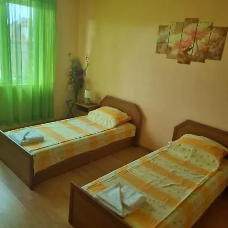 семейна къща 